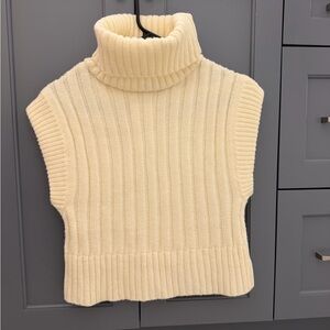 Deluc Cream sleeveless turtleneck